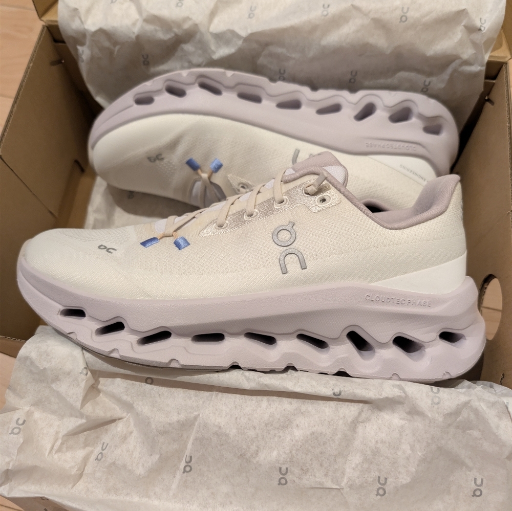 On Running Cloudstratus White Sneakers